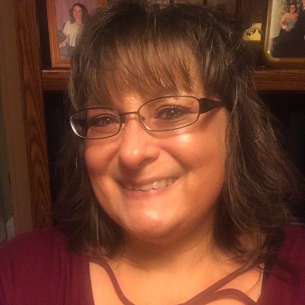 Meet your Posher, April
